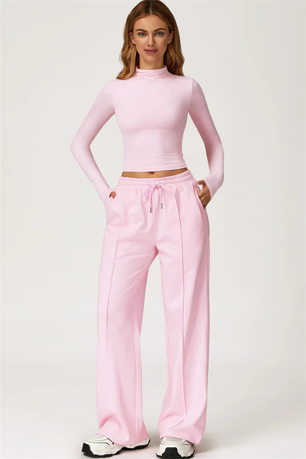 The Motion Crop Top Sweatpants 2-Piece Set